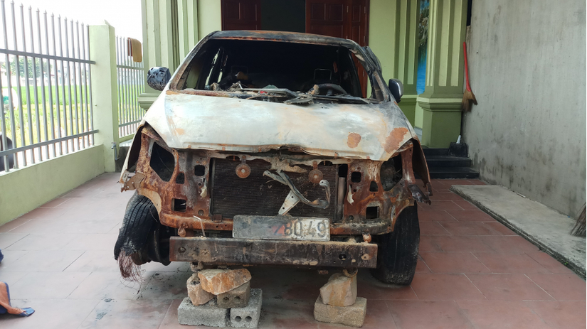 Thanh Hóa: Đột nhập nhà dân lúc nửa đêm để châm lửa đốt ô tô