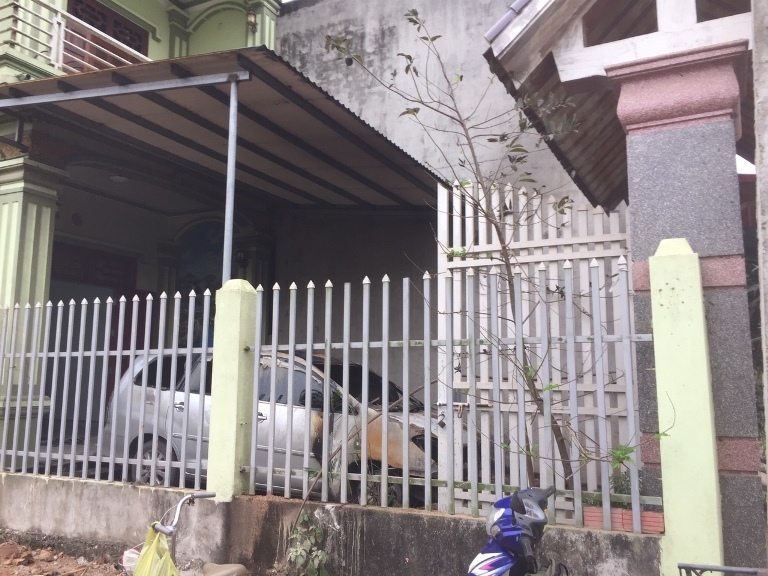 Thanh Hóa: Đột nhập nhà dân lúc nửa đêm để châm lửa đốt ô tô