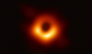 Những điều ít biết về hố đen vũ trụ ở trung tâm thiên hà Messier 87