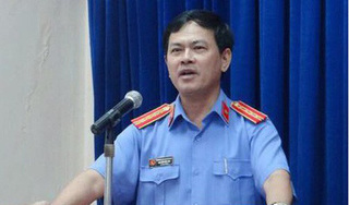 Phê chuẩn quyết định khởi tố Nguyễn Hữu Linh ‘nựng’ bé gái trong thang máy