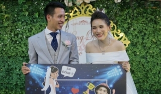 Lộ diện món quà đặc biệt Phan Văn Đức tặng Đỗ Hùng Dũng ngày kết hôn
