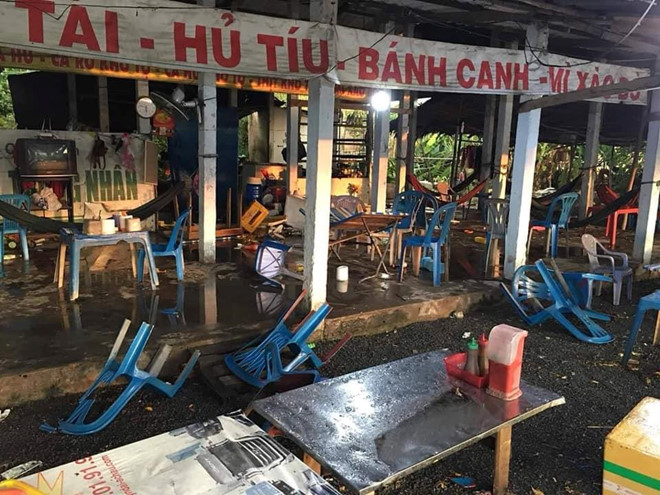 Vụ chủ quán ăn ở Long An 'chặt chém' rồi hành hung khách hàng: Quán bị đập tan tành