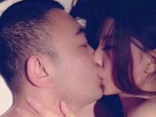 Lao đao vì 'rò rỉ clip sex' mỹ nhân nổi tiếng Trung Quốc làm gì?