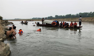 Thanh Hóa: Rủ nhau đi tắm sông, 4 học sinh tử vong thương tâm