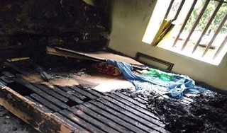 Người mẹ ở Hà Nam bị con gái chốt cửa, hắt xăng phóng hỏa đã tử vong