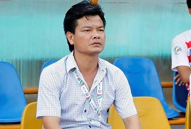 Ai ngồi 'ghế nóng' khi HLV Nguyễn Văn Sỹ chia tay CLB Nam Định?