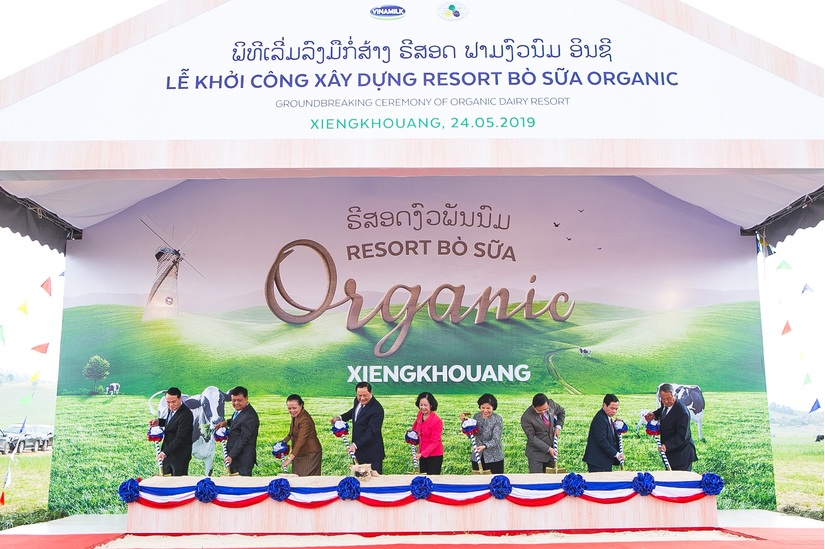 Vinamilk Liên doanh với doanh nghiệp Lào và Nhật Bản khởi công xây dựng tổ hợp ‘resort’ bò sữa Organic quy mô 5.000ha tại Lào