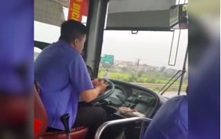 Tài xế lái xe buýt bằng khuỷu tay bị CSGT Bắc Ninh mời lên làm việc
