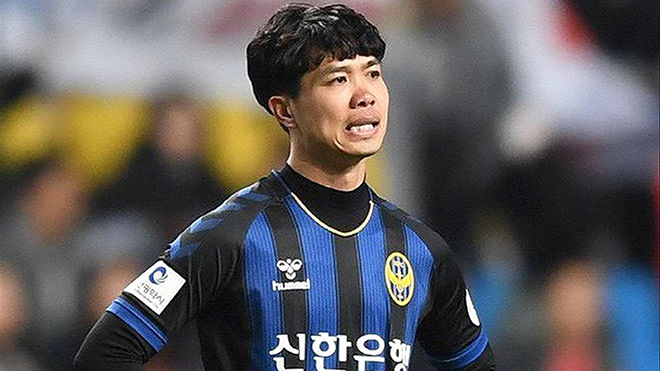 Tiền đạo Công Phượng bất ngờ chia tay CLB Incheon United sau vòng 15 K.League