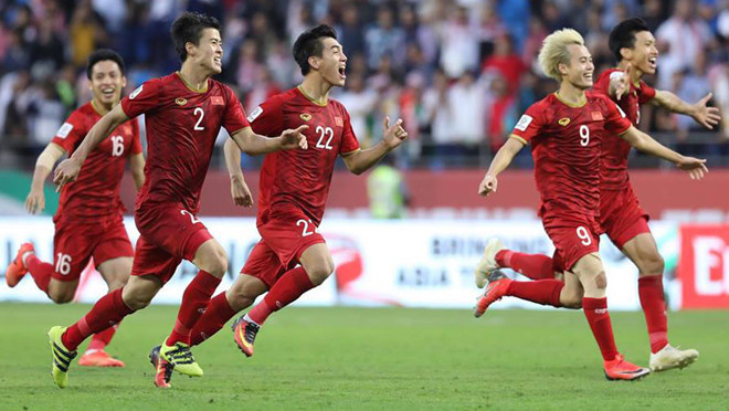 Đội tuyển Việt Nam sẽ so tài với Thái Lan ở King's Cup vào tối nay