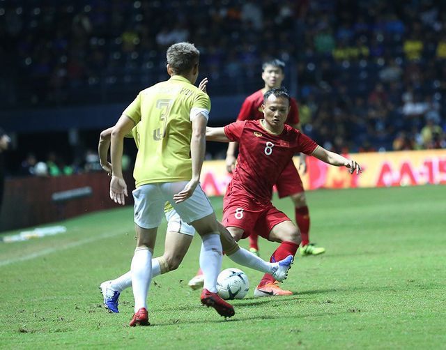 Đội tuyển Việt Nam xuất sắc đánh bại Thái Lan tại bán kết King's Cup 2019 