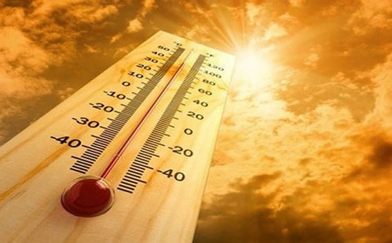 Hôm nay thời tiết nắng nóng gay gắt ở Miền Bắc và miến Trung, chỉ số UV ở ngưỡng rất cao 3