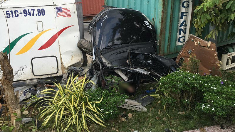 Vụ container tông xe ô tô con: Đại tang trong gia đình có 4 người thiệt mạng