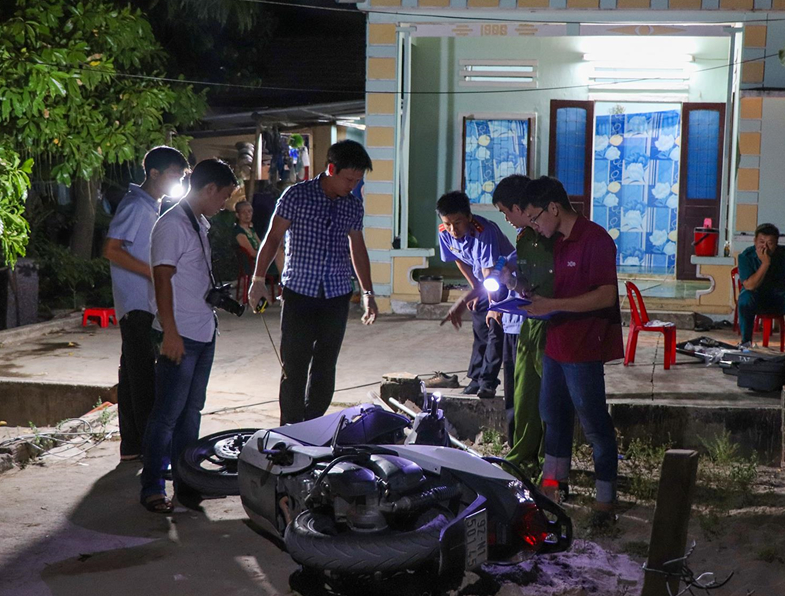 Quảng Nam: Ba cha con bị nhóm côn đồ truy sát thương vong
