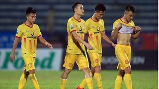 CLB Nam Định nhận một loạt án phạt từ BTC V.League 2019