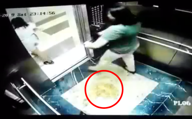 Sốc với 2 phụ nữ nghi tiểu bậy ngay trong thang máy chung cư ở Hà Nội