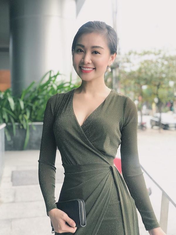Nữ giám thị xinh đẹp tại Nghệ An gây 'bão mạng'