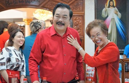 Những hình ảnh ngọt ngào trong 40 năm bên nhau của vợ chồng Dr Thanh