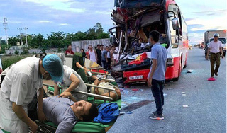 Lời kể của nạn nhân trong vụ tại nạn 15 người thương vong khi đi du lịch ở Nghệ An
