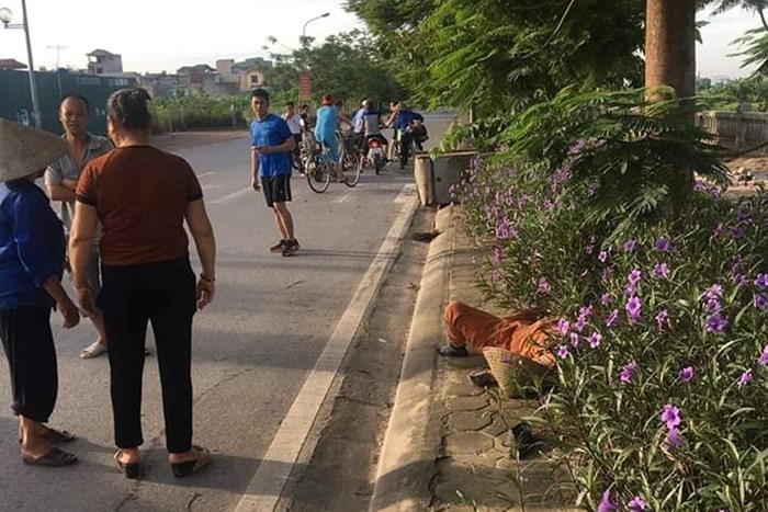 Tài xế ô tô tông nữ lao công tử vong ở Hà Nội đã ra trình diện