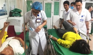 Thông tin mới nhất vụ lật xe khiến hàng chục công nhân phải nhập viện