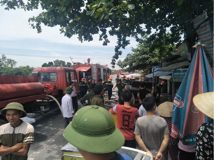 Hà Nam: Hé lộ nguyên nhân ngôi nhà bốc cháy dữ dội lúc giữa trưa