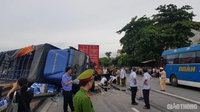 Cận cảnh hiện trường kinh hoàng vụ tai nạn ở Hải Dương