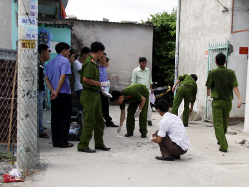 Ma men đưa lối, cha 72 tuổi đâm chết con trai 40 tuổi