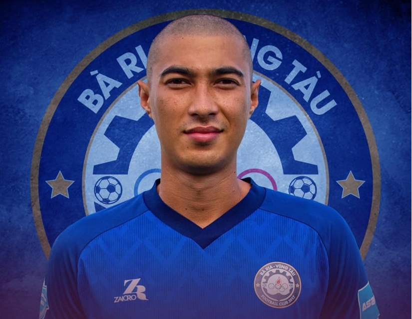 Tiền vệ Việt kiều Radostin Hinh Nguyễn gửi lời những lời động viên chân thành đến đội tuyển Việt Nam