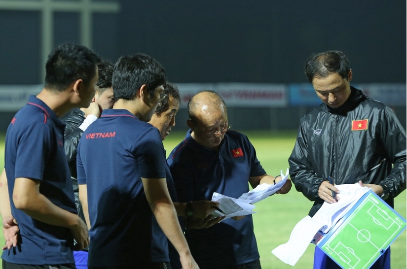 HLV Park Hang Seo tích cực tìm kiếm nhân sự cho đội tuyển Việt Nam