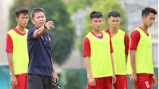 HLV Hoàng Anh Tuấn chốt quân số, tự tin cho trận mở màn U18 ĐNA 2019