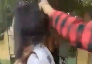 Bố nữ sinh lớp 8 bị đánh hội đồng ở Hà Nam: 'Con tôi hoảng loạn suốt mấy ngày'