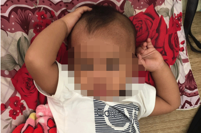 Bé trai 7 tháng tuổi bị bỏ rơi kèm tờ nhắn 'nhờ người nuôi dưỡng'