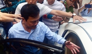 Phiên xử Nguyễn Hữu Linh 'nựng' bé gái trong thang máy tiếp tục được xử kín