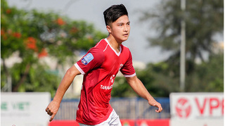 Martin Lo sáng cửa tham dự SEA Games 30 cùng U22 Việt Nam