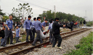 Danh tính người phụ nữ bị tàu tông tử vong ở Nam Định