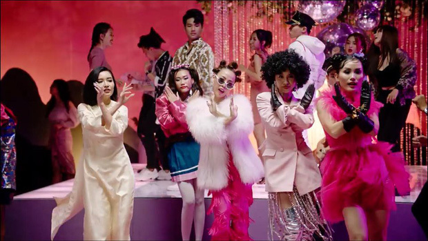 Lời bài hát MV 'Đi đu đưa đi' của Bùi Bích Phương