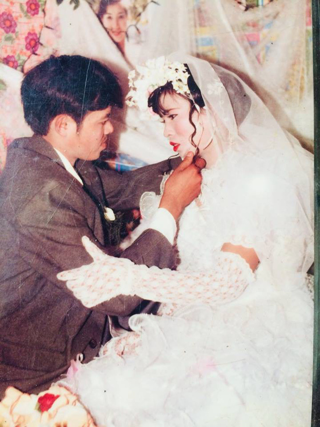 Style trang điểm ảnh cưới da trắng má hồng của bố mẹ ngày xưa7
