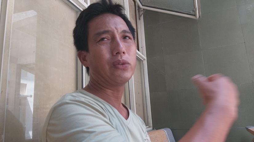 Bé trai bị chú chém lìa tay ở Bắc Giang: Mắt trái đã bị hỏng hoàn toàn