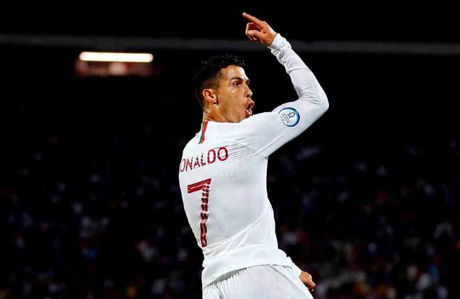 C.Ronaldo tiền đạo của Juventus khẳng định anh sẽ giành nhiều quả bóng vàng hơn kình địch Messi 