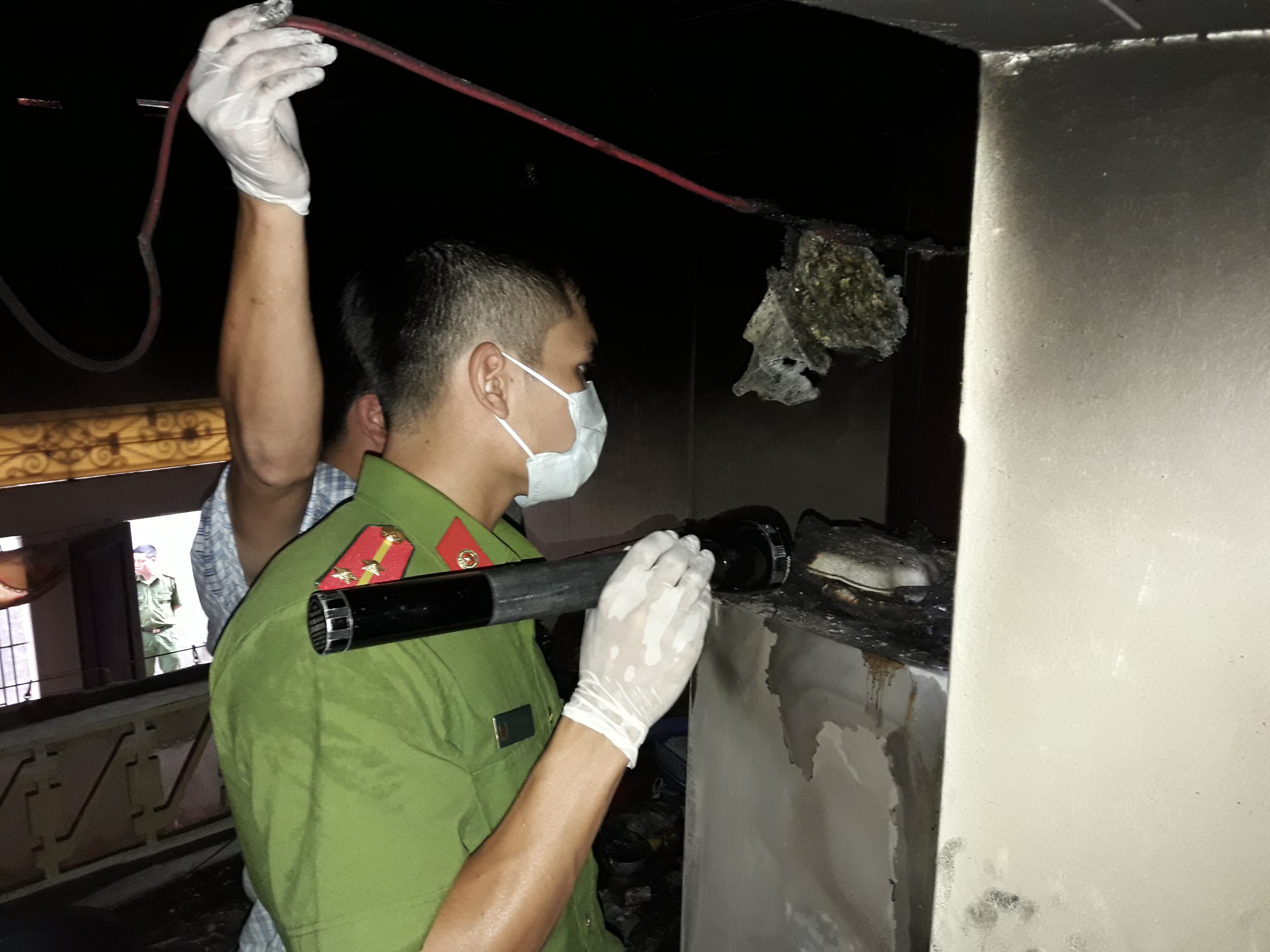 Nam Định: Cụ bà chết cháy trong nhà vì chập điện