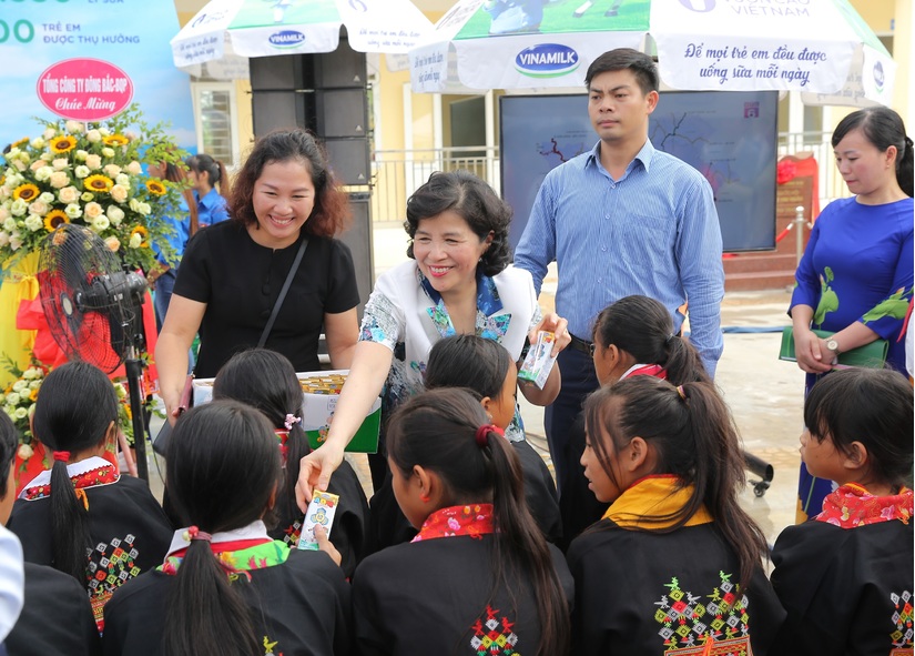 Quỹ sữa Vươn Cao Việt Nam nỗ lực vì sứ mệnh: 'Để mọi trẻ em đều được uống sữa mỗi ngày'