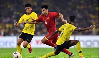 HLV Malaysia tích cực gia cố hàng thủ trước trận gặp Việt Nam