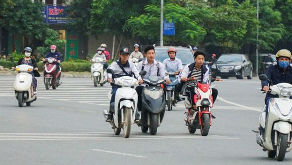 Nên hiểu sao cho đúng về quy định 'Xe gắn máy không được chạy quá 40km/h'