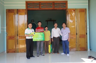  PVFCCo và Nhà phân phối trao tặng Nhà Đại Đoàn Kết tại tỉnh Đắk Lắk 