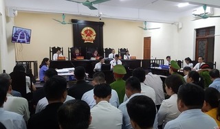 Vợ ông Triệu Tài Vinh vắng mặt tại phiên xử vụ gian lận điểm thi ở Hà Giang