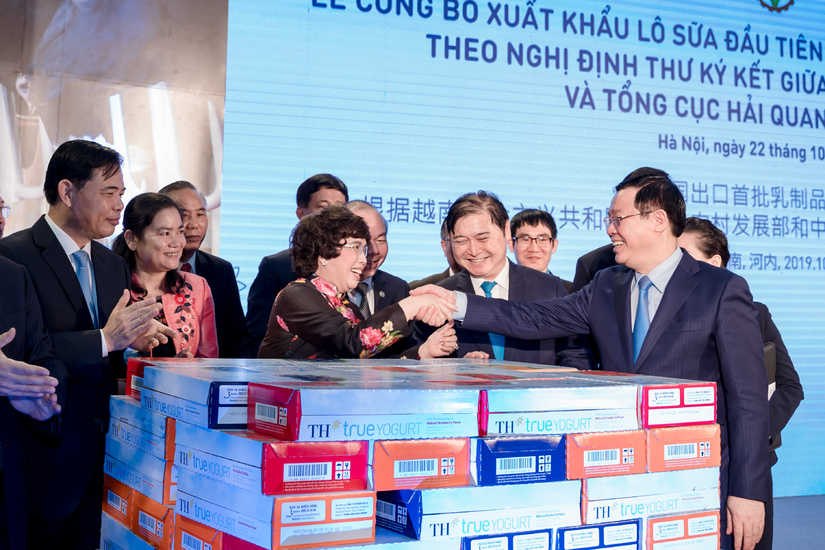 TH trở thành doanh nghiệp đầu tiên xuất khẩu sữa tươi chính ngạch đầu tiên vào Trung Quốc