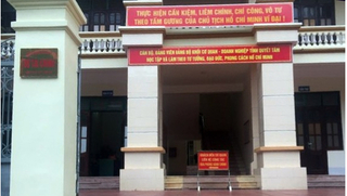 Kỷ luật vợ chủ tịch tỉnh Hà Giang  nhắn tin 