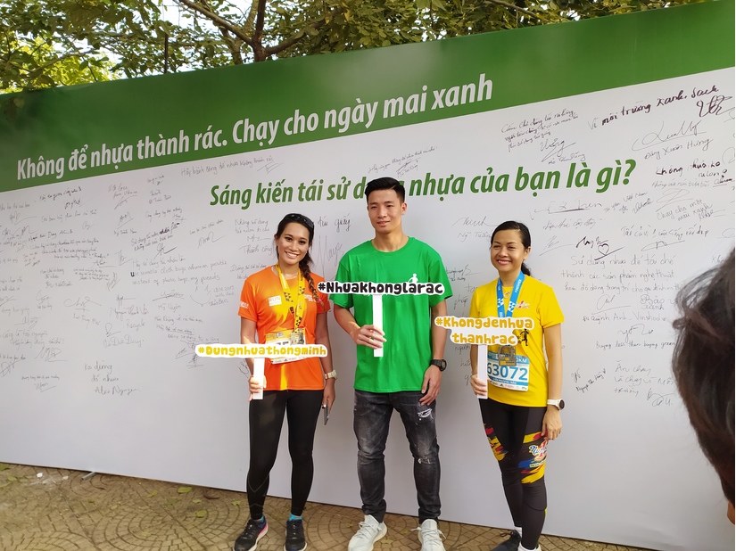 PGĐ Tân Hiệp Phát cùng gần 6000 người tham gia giải chạy Longbien Marathon 2019