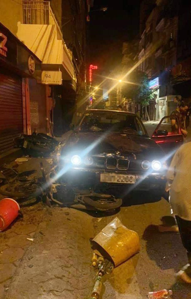 Danh tính tài xế và nạn nhân vụ BMW tông hàng loạt người trên phố Hà Nội